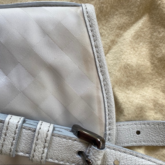 Burberry Handbag White Plaid Gunmetal Hardware - Picture 8 of 15